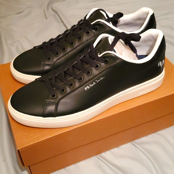 Size too big and cannot return. - Picture 1 of 3